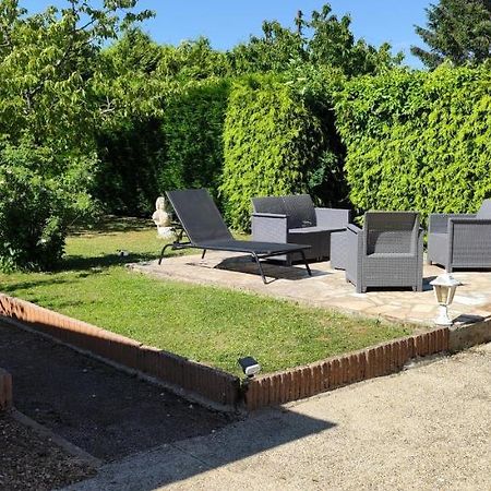 Maison De Village Avec Exterieur Oysonville Bagian luar foto