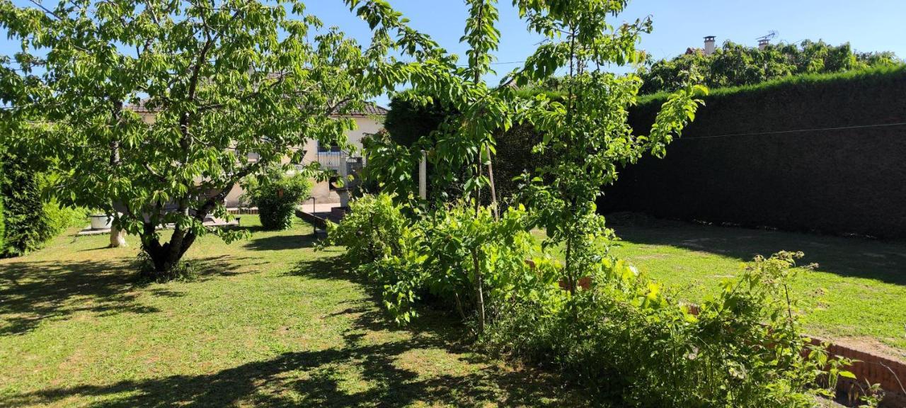 Maison De Village Avec Exterieur Oysonville Bagian luar foto